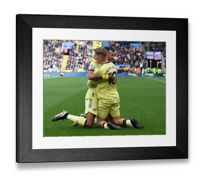 Framed Print : Arsenal's Smith Rowe and Aubameyang: Celebrating a Leicester City Victory Goal (2021-22)