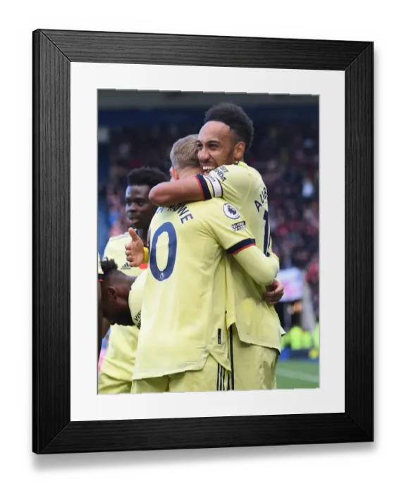 Framed Print : Arsenal's Smith Rowe and Aubameyang Celebrate Goals in Leicester City Victory (2021-22) Framed Print : Arsenal's Smith Rowe and Aubameyang Celebrate Goals in Leicester City Victory (2021-22)