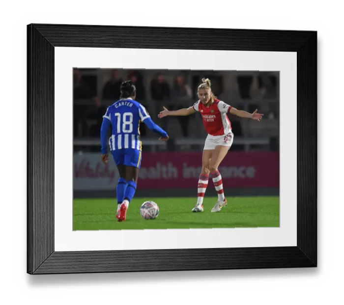 Framed Print : Arsenal Women vs Brighton & Hove Albion: FA Cup Semi-Final Battle