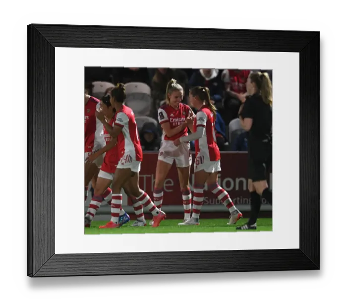 Framed Print : Arsenal Women's FA Cup Triumph: Leah Williamson Scores the Decisive Goal in Semi-Final Victory over Brighton & Hove Albion