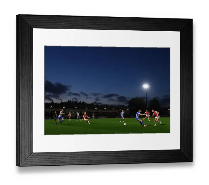Framed Print : Arsenal Women vs Brighton & Hove Albion: FA Cup Semi-Final Battle