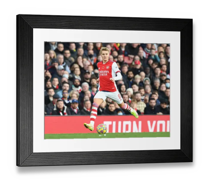 Framed Print : Arsenal's Martin Odegaard Shines in Arsenal v Watford Premier League Clash (2021-22)