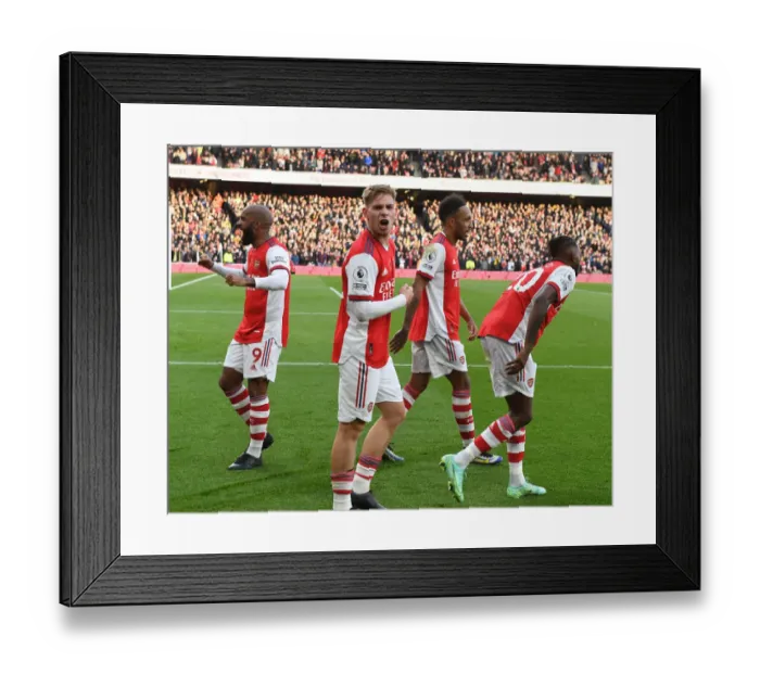 Framed Print : Smith Rowe Scores: Arsenal vs. Watford in Premier League Action