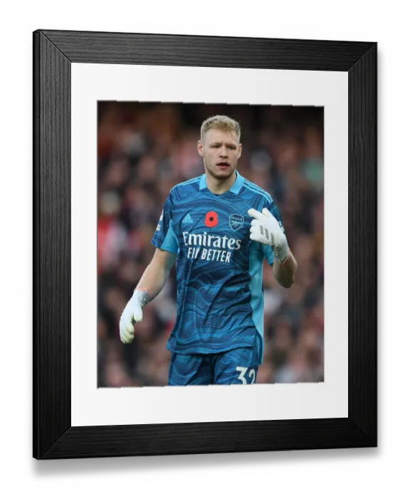 Framed Print : Arsenal's Aaron Ramsdale in Action: Arsenal vs. Watford, Premier League 2021-22