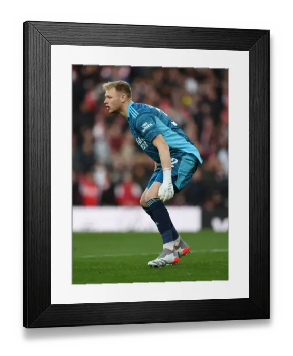 Framed Print : Arsenal's Aaron Ramsdale in Action: Arsenal vs. Watford, Premier League 2021-22