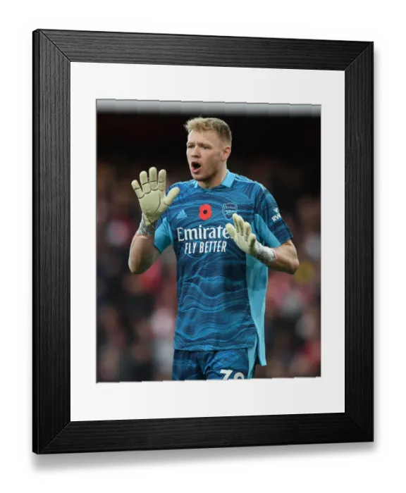 Framed Print : Arsenal vs. Watford: Aaron Ramsdale in Action at the Emirates Stadium (Premier League 2021-22)