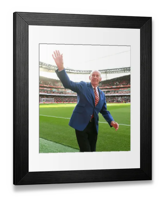 Framed Print : Arsenal Legends: Bob Wilson Reunites with Arsenal at Emirates as They Take on Watford