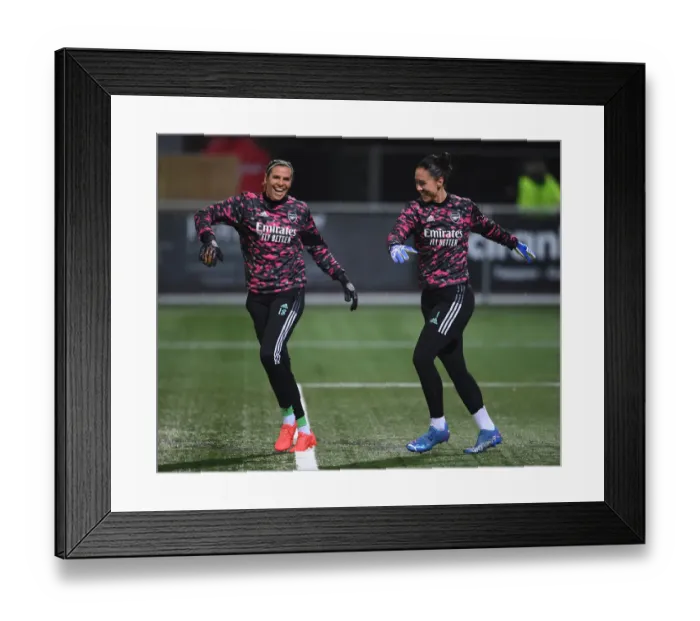 Framed Print : Arsenal WFC: Lydia Williams and Manuela Zinsberger Warm Up Ahead of HB Koge Clash in UEFA Women's Champions League