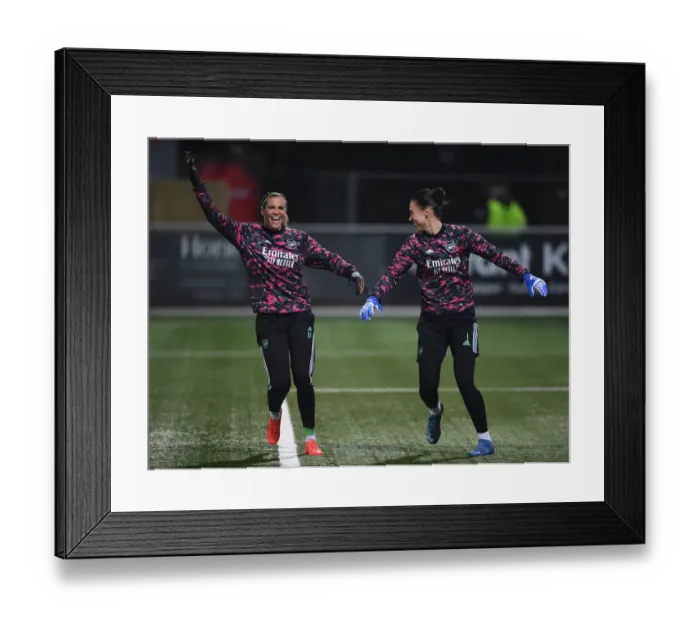 Framed Print : Arsenal WFC: Lydia Williams and Manuela Zinsberger Gear Up for UEFA Women's Champions League Showdown against HB Koge