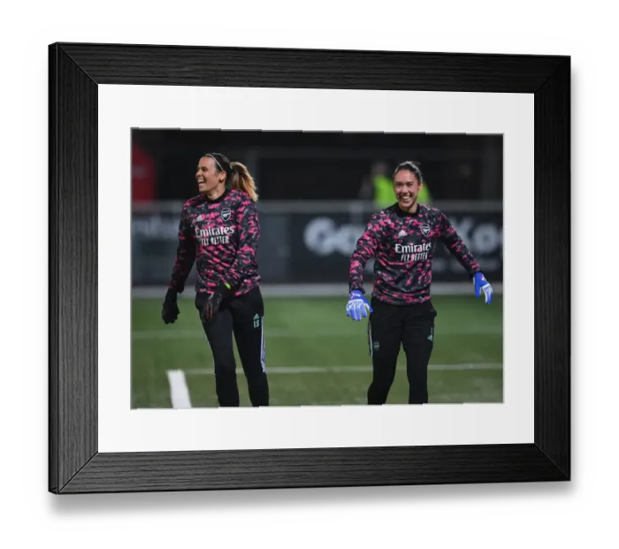 Framed Print : Arsenal WFC's Williams and Zinsberger Focused before UEFA Women's Champions League Clash against HB Koge