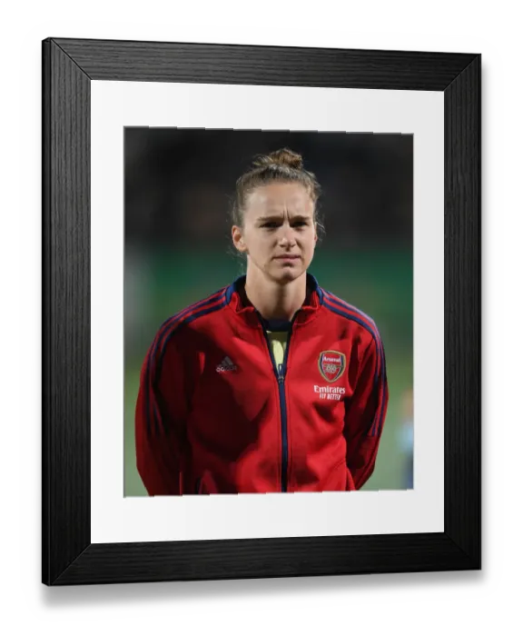 Framed Print : Vivianne Miedema Gears Up for Arsenal WFC's UEFA Women's Champions League Clash Against HB Koge