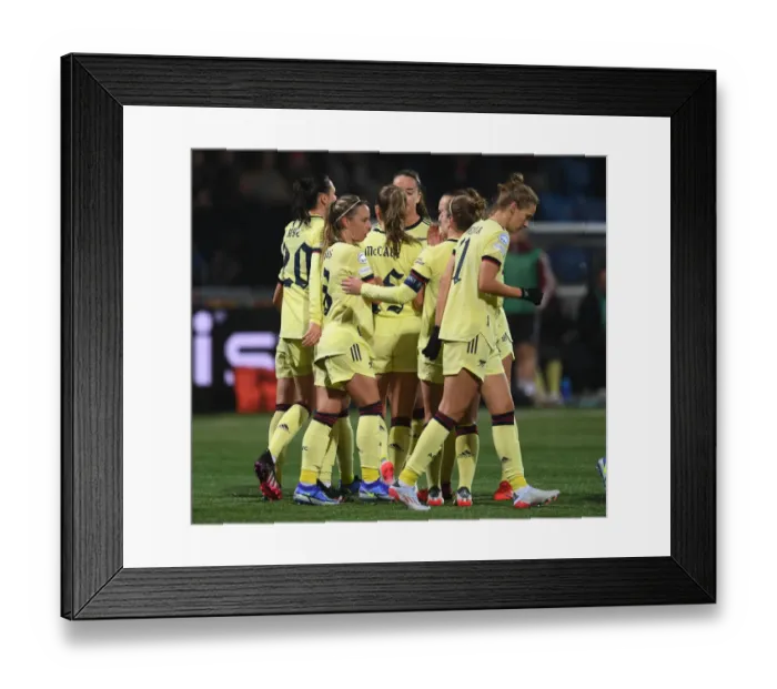 Framed Print : Arsenal Women's Dominance: Nobbs Scores Fifth Goal in UEFA Champions League Win Against HB Koge