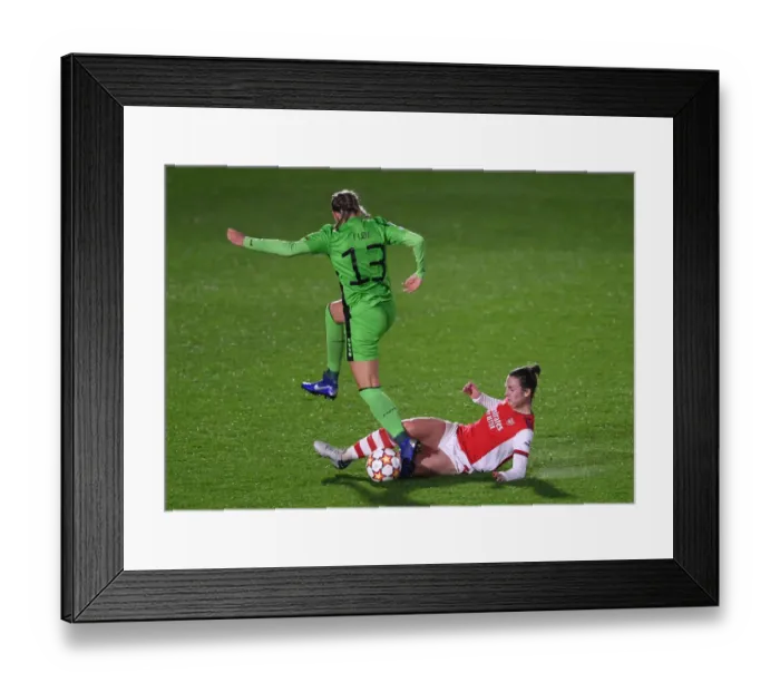 Framed Print : Arsenal WFC vs. HB Koge: Battle for UEFA Women's Champions League Group C