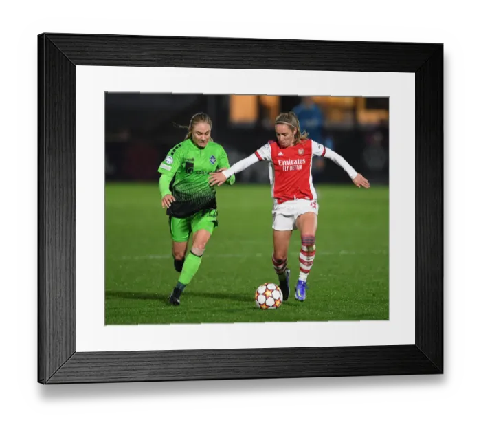 Framed Print : Arsenal Women vs HB Koge: Battle in the UEFA Women's Champions League