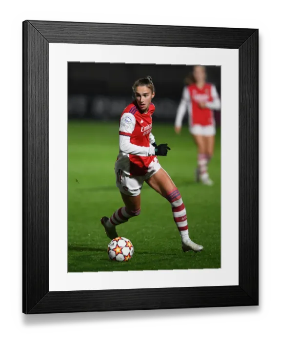 Framed Print : Arsenal WFC vs HB Koge: Vivianne Miedema in Action - UEFA Women's Champions League Group C