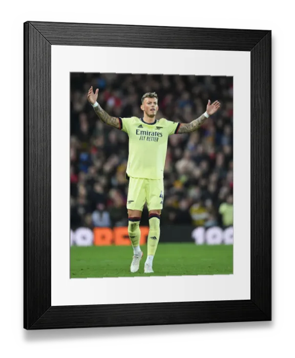 Framed Print : Arsenal's Ben White Faces Off Against Liverpool at Anfield (2021-22) Framed Print : Arsenal's Ben White Faces Off Against Liverpool at Anfield (2021-22)
