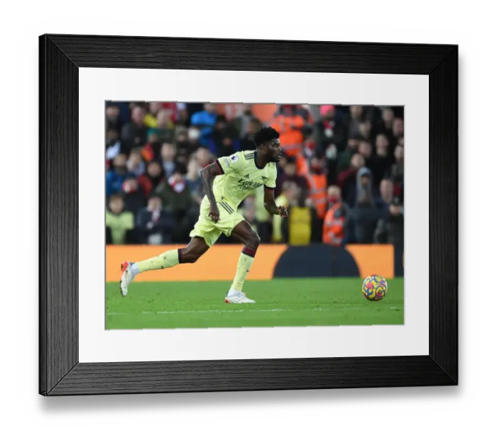 Framed Print : Thomas Partey in Action: Liverpool vs. Arsenal, Premier League 2021-22 Framed Print : Thomas Partey in Action: Liverpool vs. Arsenal, Premier League 2021-22