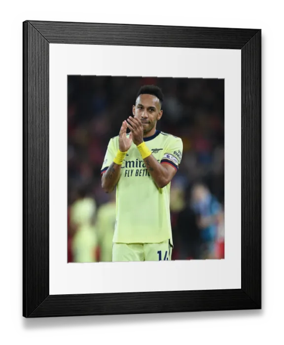 Framed Print : Aubameyang Salutes Arsenal Fans: Liverpool vs Arsenal, 2021-22 Premier League