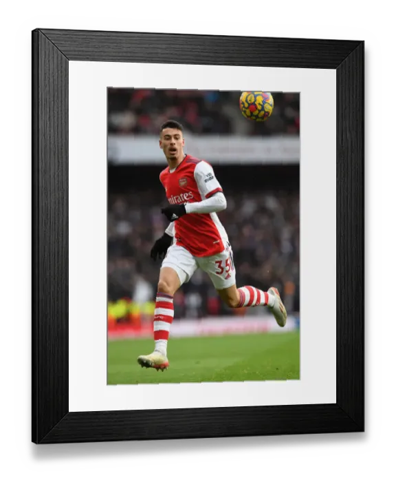 Framed Print : Martinelli's Star Performance: Arsenal's Victory Over Newcastle United in the Premier League, 2021-22