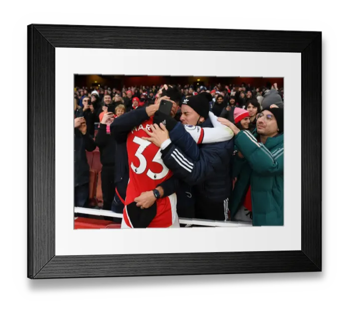 Framed Print : Martinelli's Moment: Arsenal Celebrate Win Against Newcastle United
