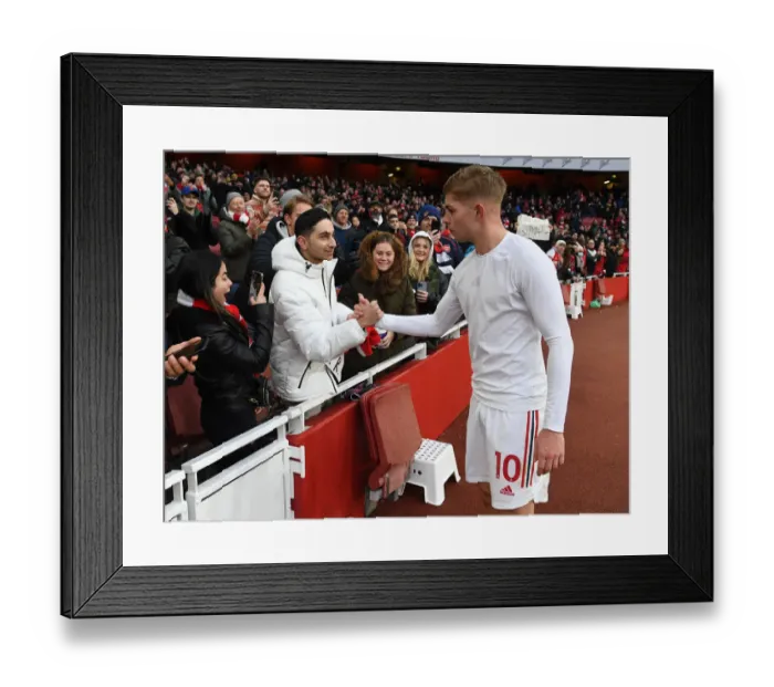 Framed Print : Arsenal's Emile Smith Rowe Greets Fans with Shirt after Arsenal v Newcastle United Match (2021-22) Framed Print : Arsenal's Emile Smith Rowe Greets Fans with Shirt after Arsenal v Newcastle United Match (2021-22)