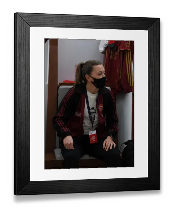 Framed Print : Determined Katie McCabe: Arsenal's Star Player Aims for FA Cup Victory vs. Chelsea at Wembley Stadium