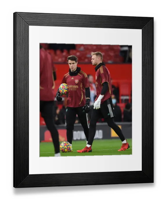 Framed Print : Arsenal vs Manchester United: Premier League Showdown - Pre-Match Warm-Up at Old Trafford