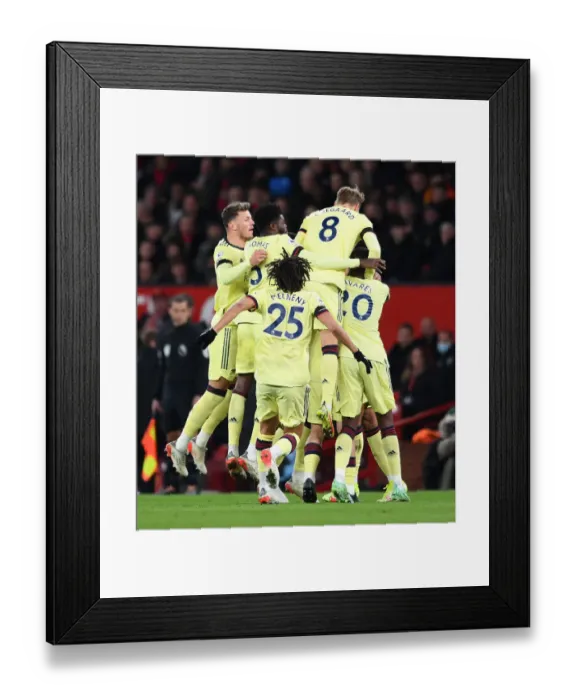 Framed Print : Arsenal Celebrate Emile Smith Rowe's Goal Against Manchester United (2020-21)
