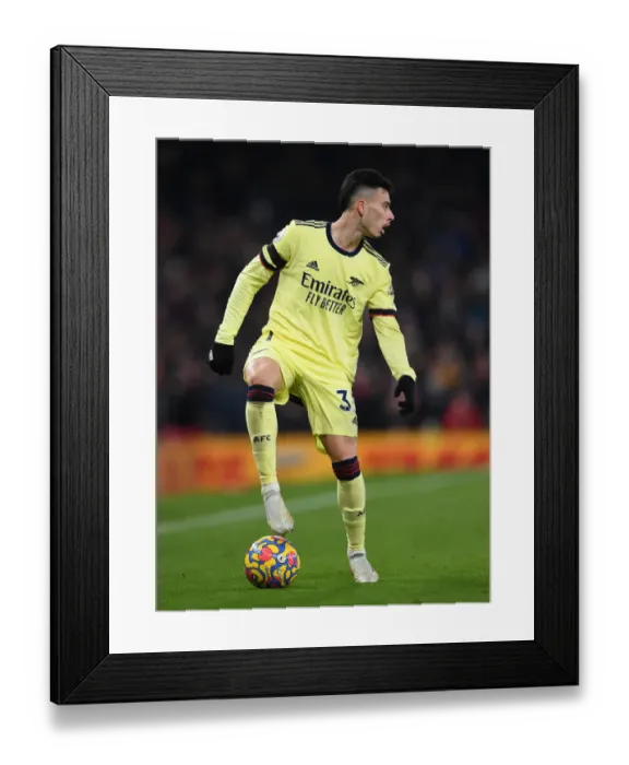 Framed Print : Martinelli vs Manchester United: A Fierce Face-Off in the 2020-21 Premier League Clash Framed Print : Martinelli vs Manchester United: A Fierce Face-Off in the 2020-21 Premier League Clash