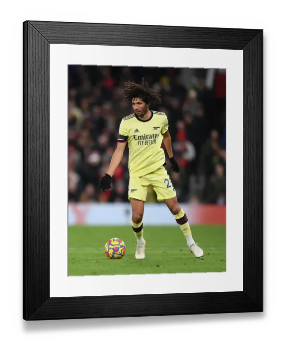 Framed Print : Arsenal's Mohamed Elneny Faces Off Against Manchester United at Old Trafford (Premier League 2020-21)