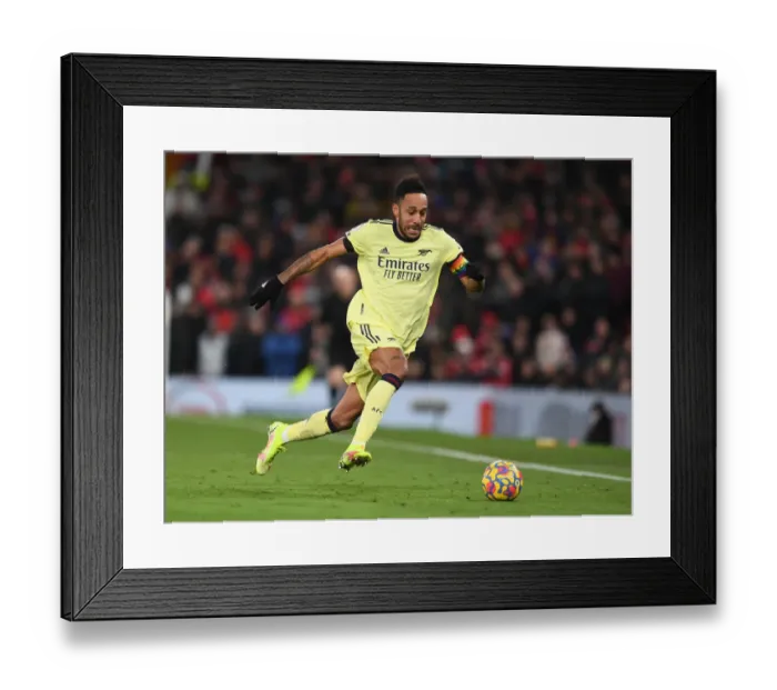 Framed Print : Aubameyang's Showdown: Arsenal vs. Manchester United in the Premier League (2020-21) Framed Print : Aubameyang's Showdown: Arsenal vs. Manchester United in the Premier League (2020-21)