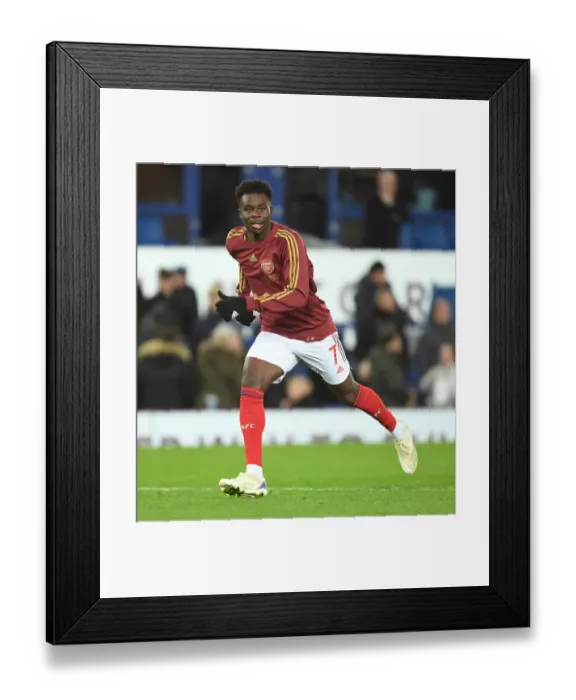 Framed Print : Bukayo Saka: Arsenal Star Readies for Everton Showdown in Premier League 2020-21 Framed Print : Bukayo Saka: Arsenal Star Readies for Everton Showdown in Premier League 2020-21