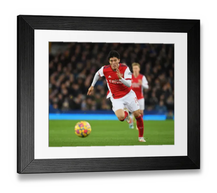 Framed Print : Arsenal's Tomiyasu in Action: Everton vs. Arsenal, Premier League (December 2021) Framed Print : Arsenal's Tomiyasu in Action: Everton vs. Arsenal, Premier League (December 2021)