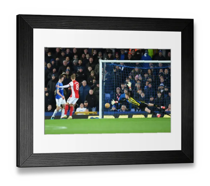 Framed Print : Martin Odegaard Scores the Winner: Everton vs. Arsenal, Premier League 2020-21 Framed Print : Martin Odegaard Scores the Winner: Everton vs. Arsenal, Premier League 2020-21