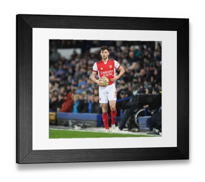 Framed Print : Arsenal's Kieran Tierney in Action During Premier League Clash Against Everton (2020-21) Framed Print : Arsenal's Kieran Tierney in Action During Premier League Clash Against Everton (2020-21)
