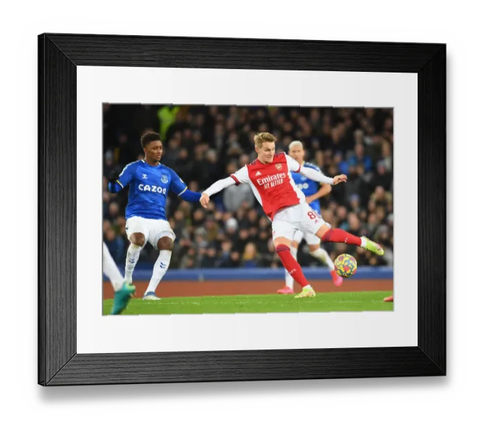 Framed Print : Martin Odegaard vs. Demarai Gray: Battle at Goodison Park - Everton vs. Arsenal, Premier League 2020-21 Framed Print : Martin Odegaard vs. Demarai Gray: Battle at Goodison Park - Everton vs. Arsenal, Premier League 2020-21