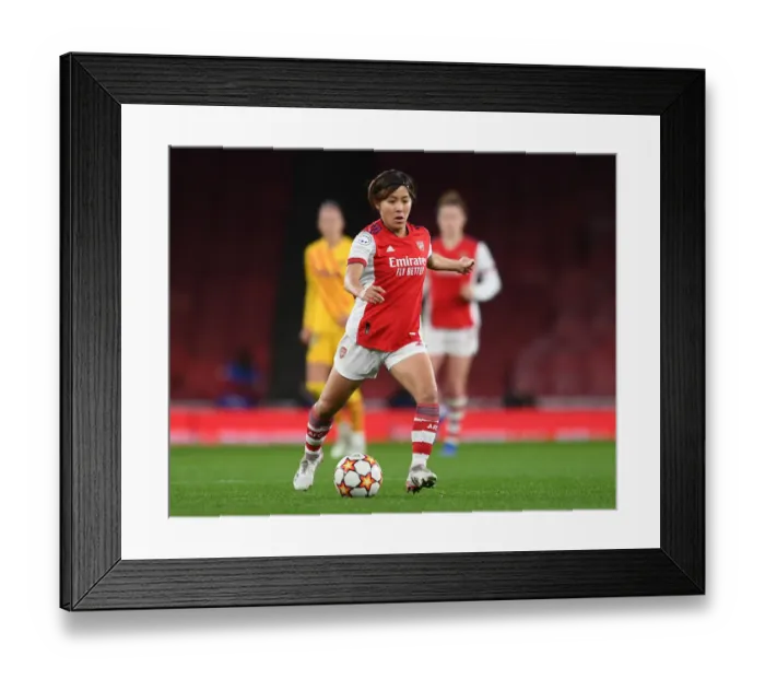 Framed Print : Arsenal WFC vs. FC Barcelona: A UEFA Women's Champions League Battle at Emirates Stadium