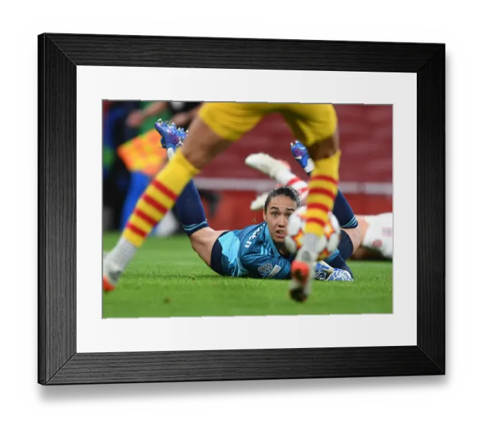 Framed Print : Arsenal WFC vs. FC Barcelona: Battle in the UEFA Women's Champions League