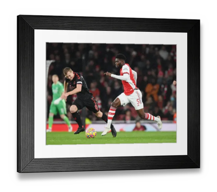 Framed Print : Thomas Partey: Arsenal vs Southampton, Premier League 2021-22