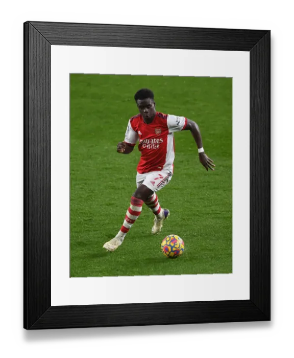 Framed Print : Bukayo Saka's Brilliant Performance: Arsenal Triumphs Over Southampton (Premier League 2021-22)