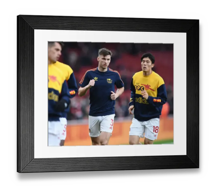 Framed Print : Arsenal's Kieran Tierney Gears Up for Arsenal v Southampton (2021-22)