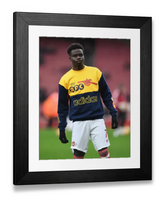 Framed Print : Arsenal's Bukayo Saka Gears Up for Arsenal v Southampton in Premier League (December 2021) Framed Print : Arsenal's Bukayo Saka Gears Up for Arsenal v Southampton in Premier League (December 2021)