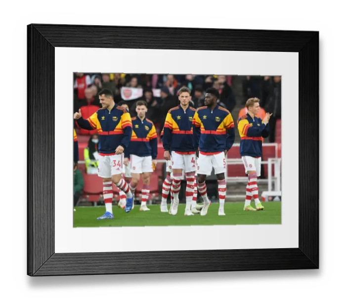 Framed Print : Arsenal's Thomas Partey and Ben White in Action against Southampton, Premier League 2021-22