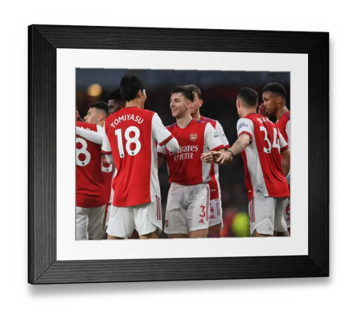Framed Print : Arsenal Celebrate Tierney's Goal: Arsenal 2- Southampton (Premier League, 2021-22) Framed Print : Arsenal Celebrate Tierney's Goal: Arsenal 2- Southampton (Premier League, 2021-22)