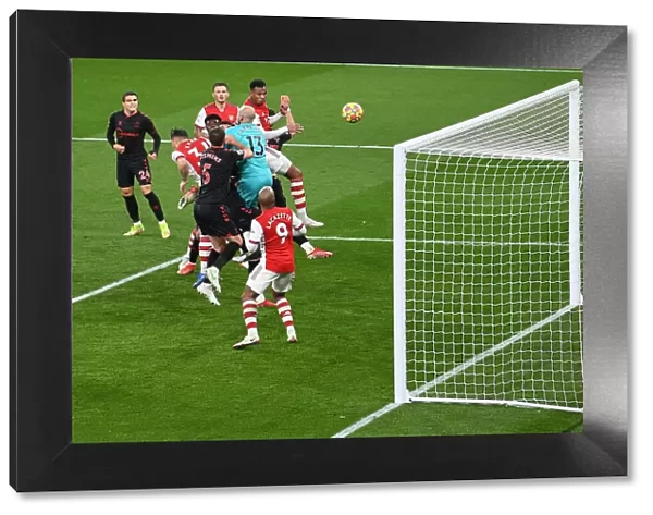 Gabriel Magalhaes Scores Arsenal's Third Goal Against Southampton (December 2021)