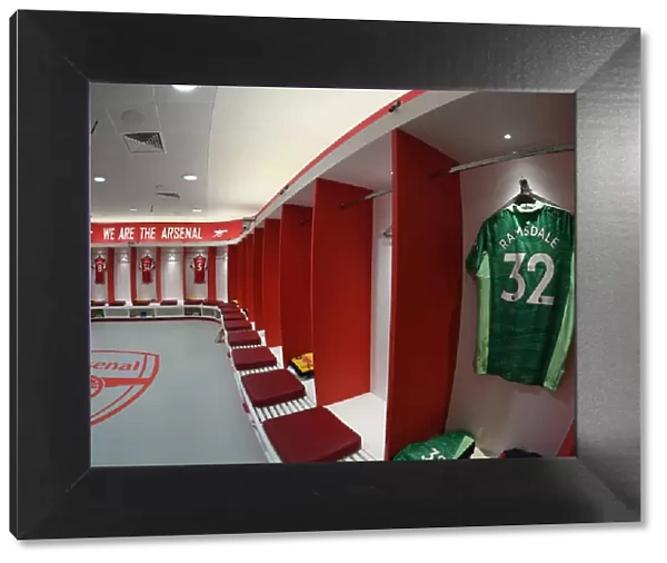 Arsenal: Aaron Ramsdale's Shirt in Arsenal Dressing Room Before Arsenal vs West Ham United (2021-22)
