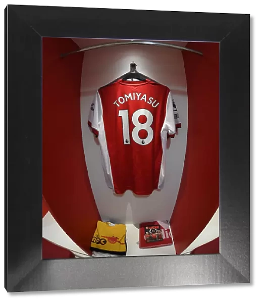 Arsenal Changing Room: Tomiyasu's Shirt Before Arsenal vs West Ham United (Premier League 2021-22)