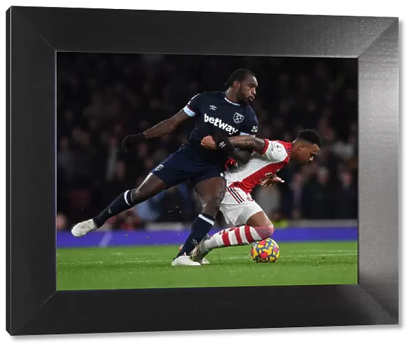 Arsenal vs. West Ham: Gabriel vs. Antonio - Intense Battle in the Premier League