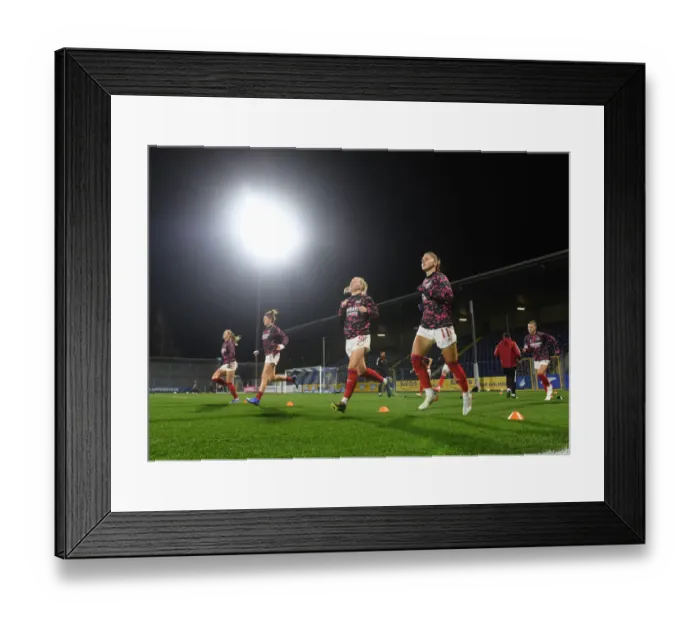 Framed Print : Arsenal Women Gear Up for UEFA Champions League Showdown against 1899 Hoffenheim Framed Print : Arsenal Women Gear Up for UEFA Champions League Showdown against 1899 Hoffenheim