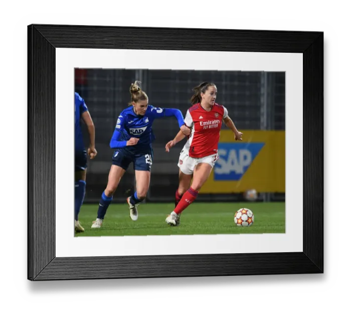 Framed Print : Arsenal Women vs. 1899 Hoffenheim: A Battle in the UEFA Champions League